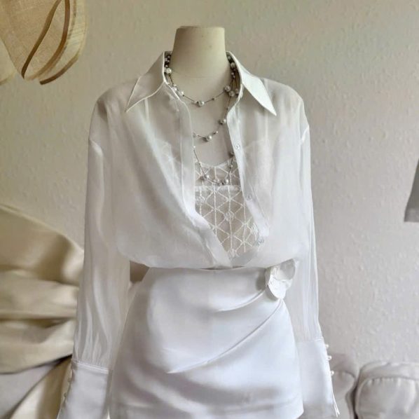 Bộ váy áo chất liệu lụa